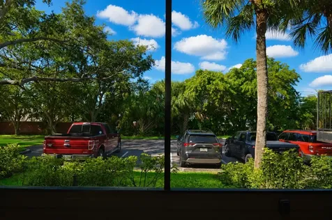 10263 Gandy Boulevard N St Petersburg FL 33702