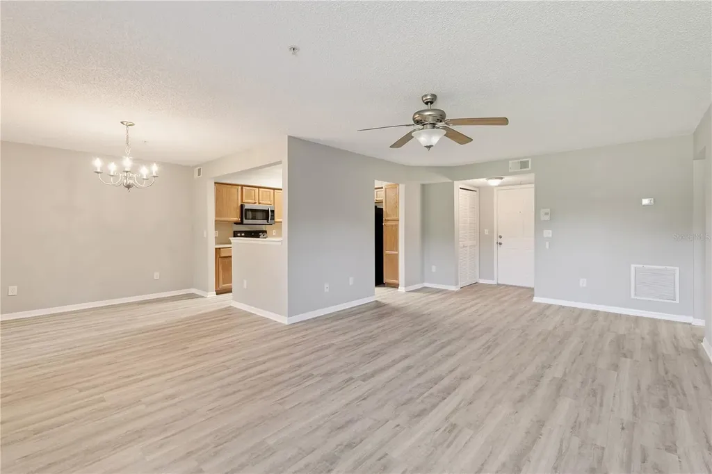 930 Loch Carron Apopka FL 32712