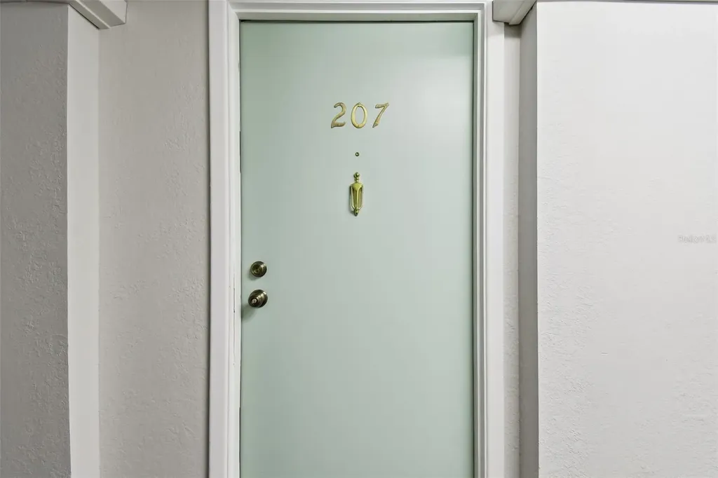 255 Dolphin Point Clearwater Beach FL 33767