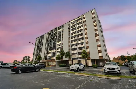 255 Dolphin Point Clearwater Beach FL 33767