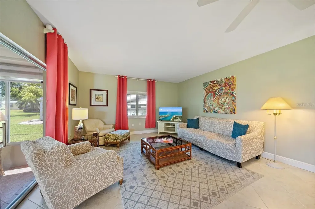 5869 Tidewood Avenue Sarasota FL 34231