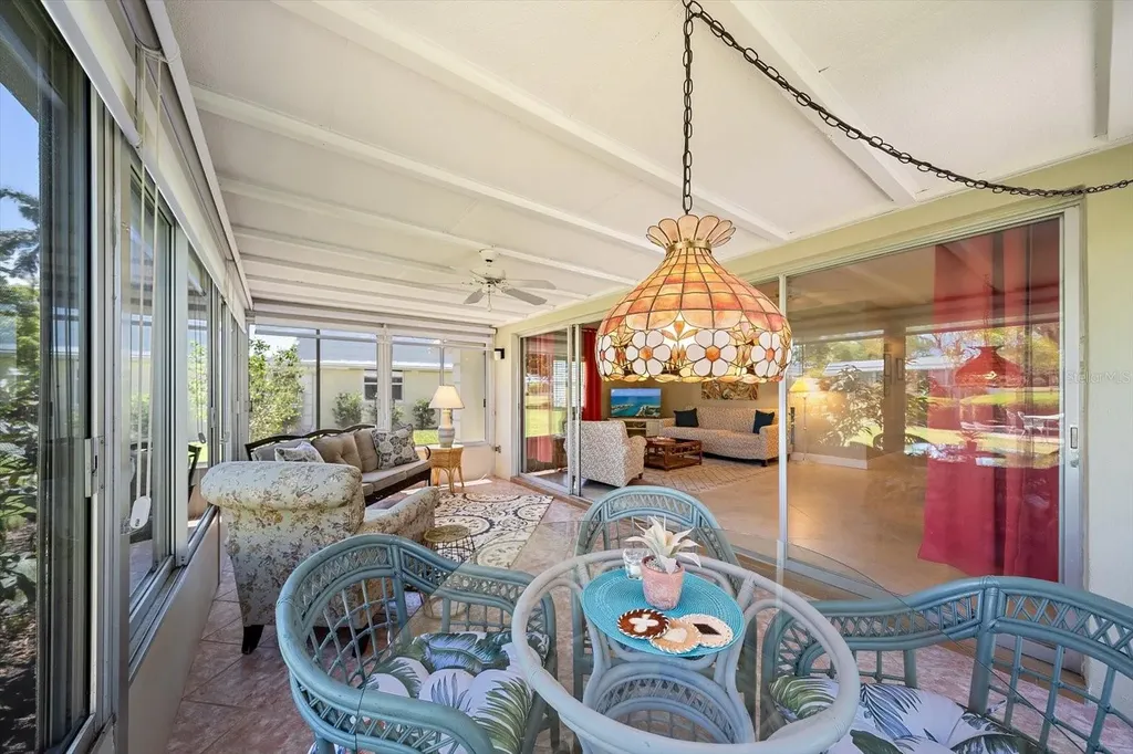 5869 Tidewood Avenue Sarasota FL 34231