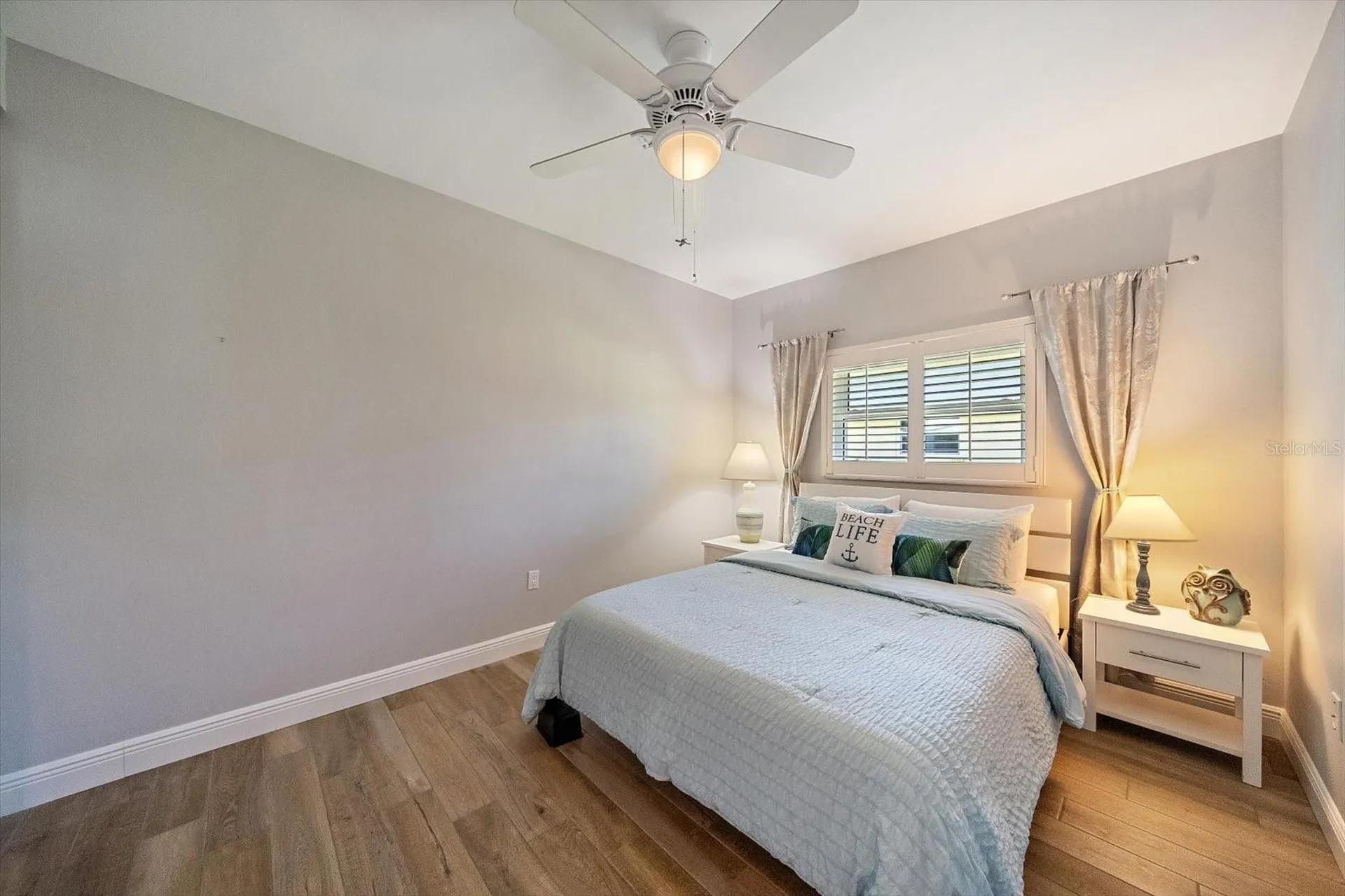 5869 Tidewood Avenue Sarasota FL 34231