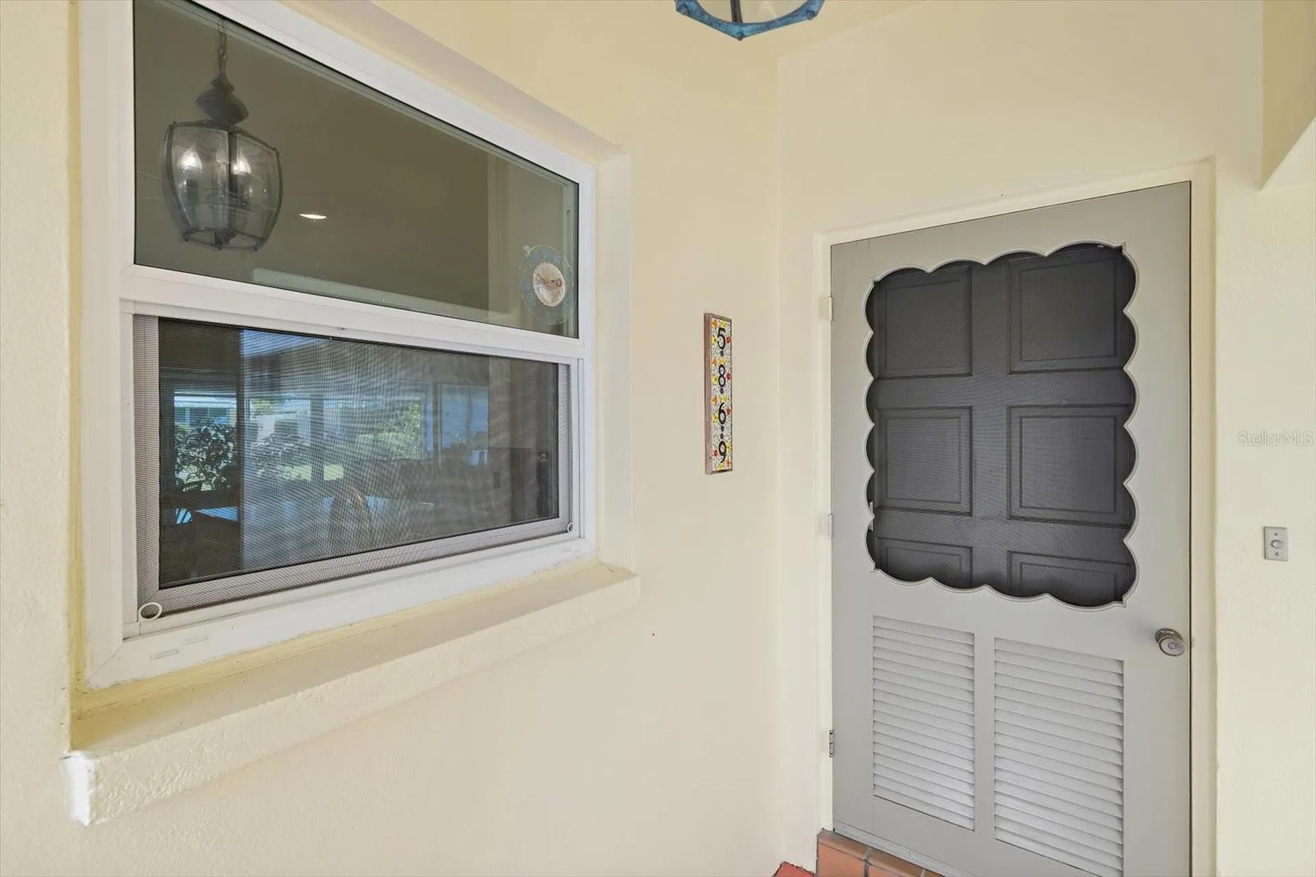 5869 Tidewood Avenue Sarasota FL 34231