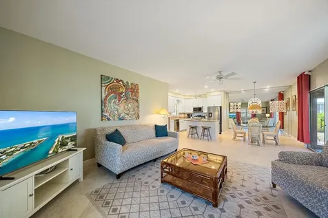 5869 Tidewood Avenue Sarasota FL 34231
