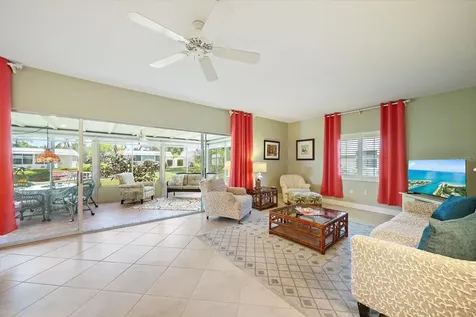 5869 Tidewood Avenue Sarasota FL 34231