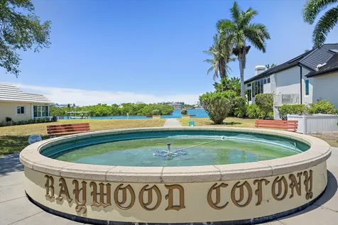 5869 Tidewood Avenue Sarasota FL 34231