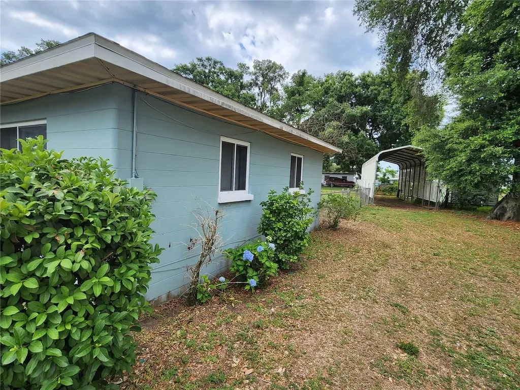 2621 Canal Drive N Lakeland FL 33801