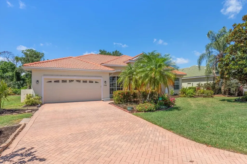 7549 Palmer Glen Circle Sarasota FL 34240