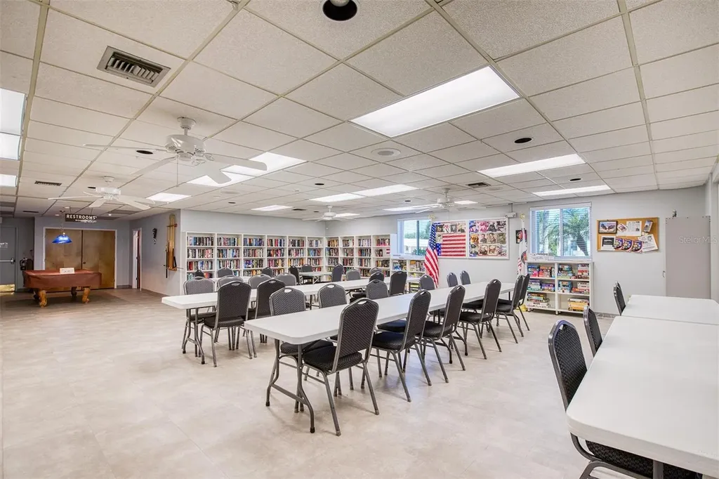 228 Tarpon Lane Oldsmar FL 34677