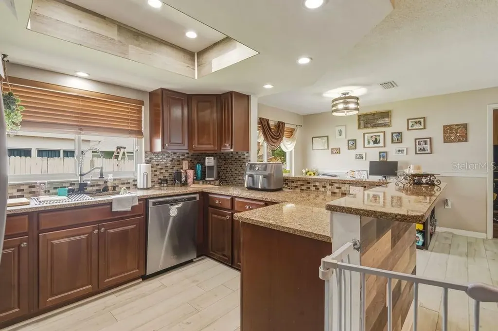 1387 S Disston Avenue Tarpon Springs FL 34689