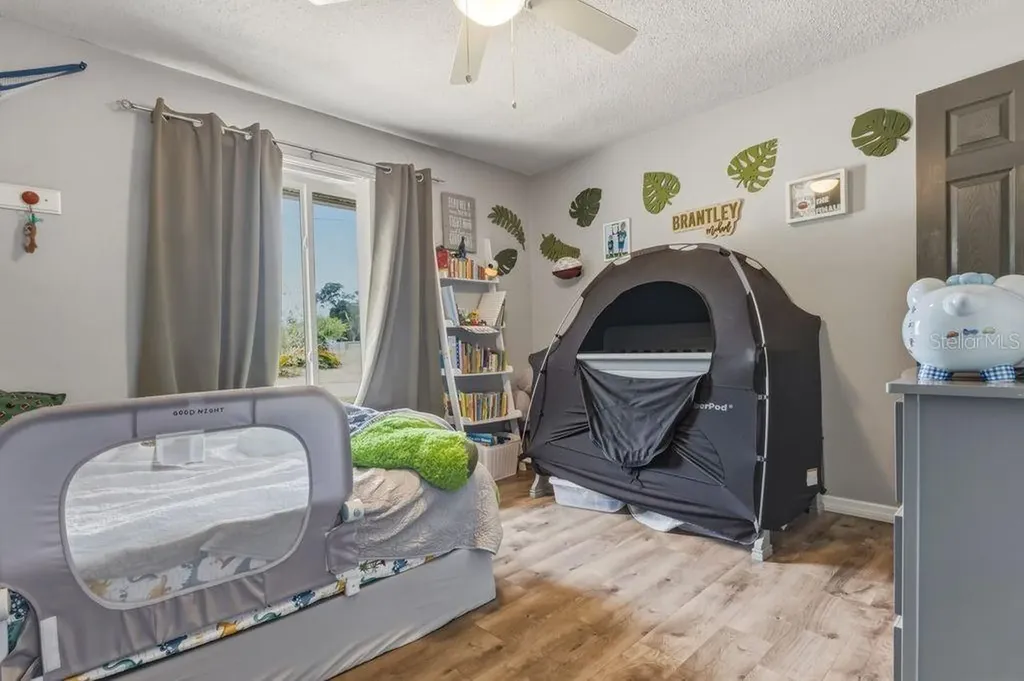 1387 S Disston Avenue Tarpon Springs FL 34689