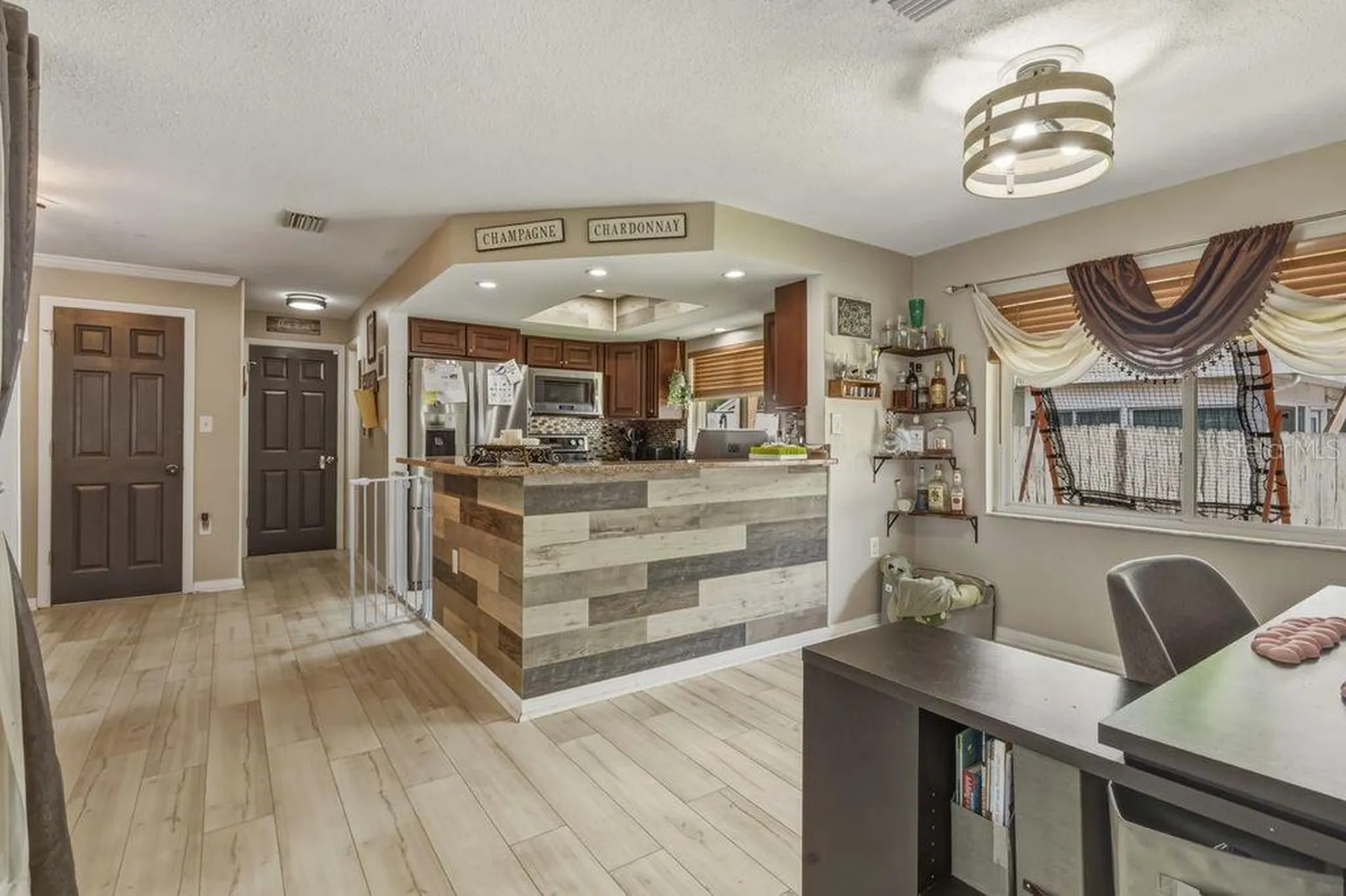1387 S Disston Avenue Tarpon Springs FL 34689