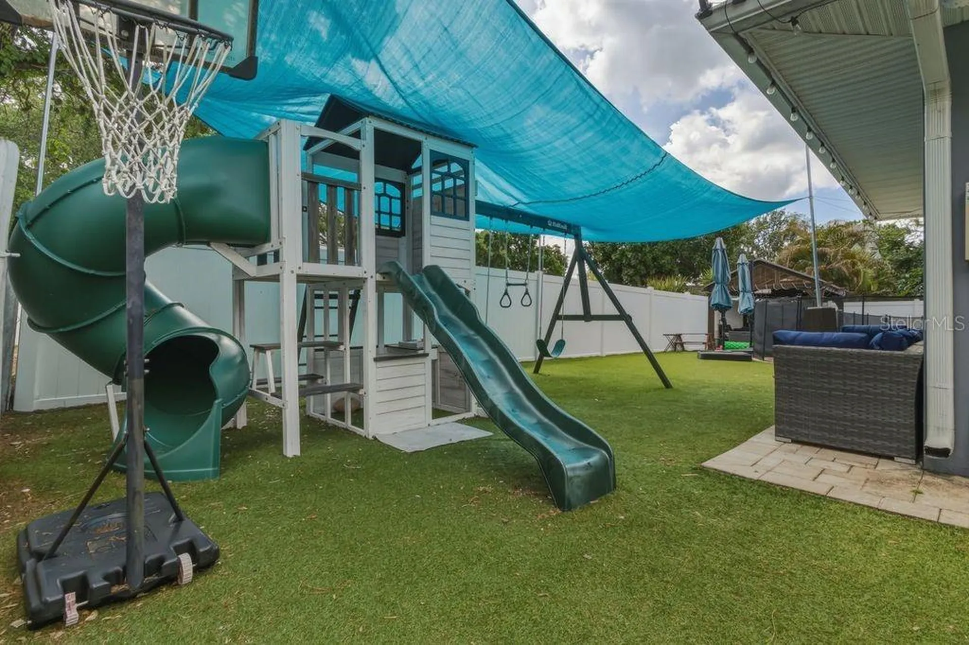 1387 S Disston Avenue Tarpon Springs FL 34689