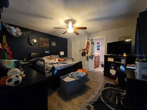 1387 S Disston Avenue Tarpon Springs FL 34689
