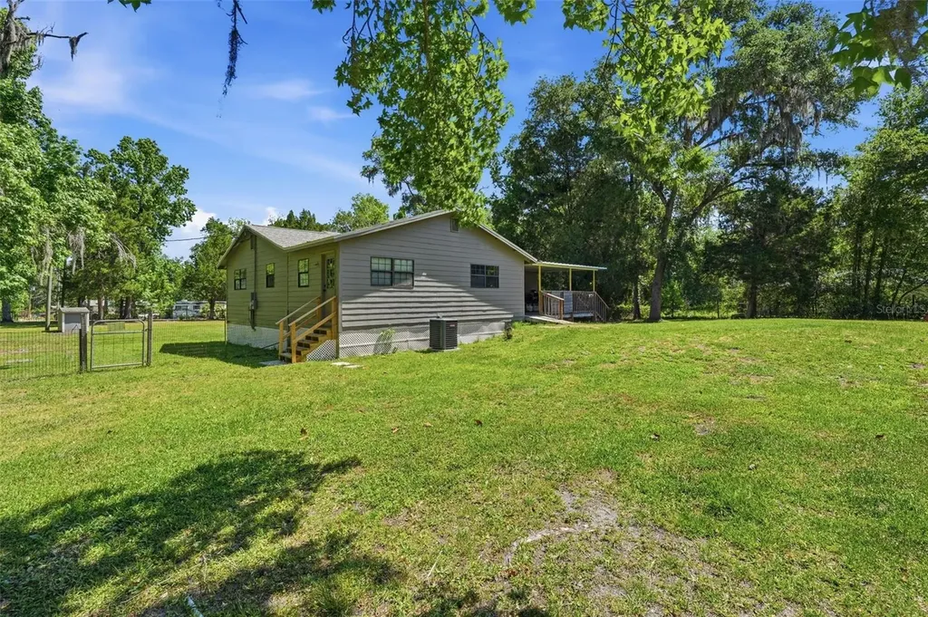 3607 Cr 656 Webster FL 33597