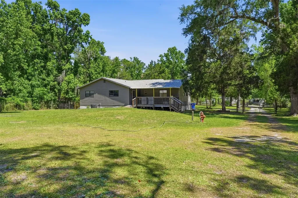 3607 Cr 656 Webster FL 33597