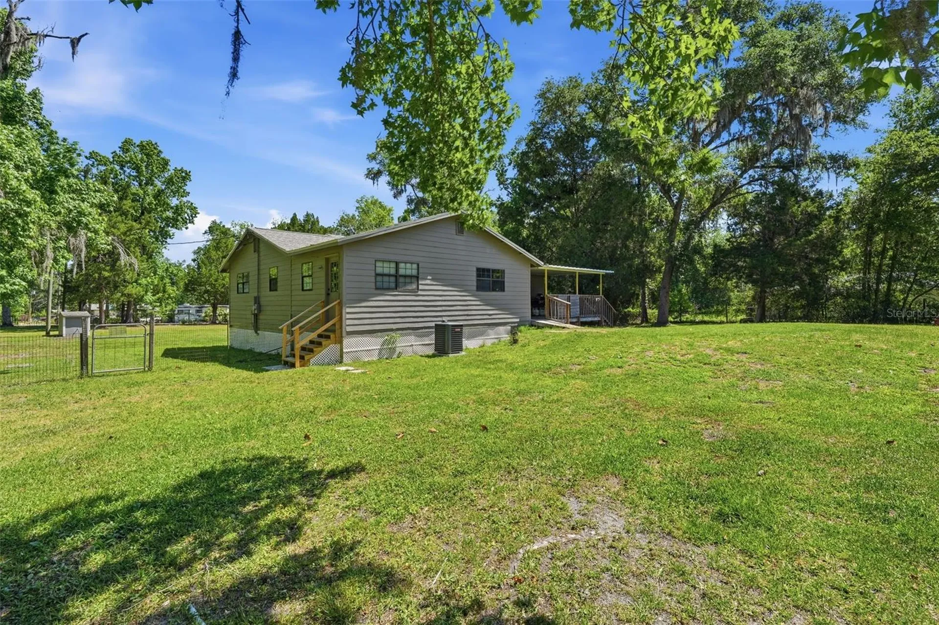 3607 Cr 656 Webster FL 33597