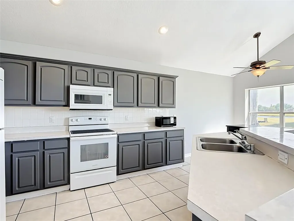 131 Westmoreland Circle Kissimmee FL 34744