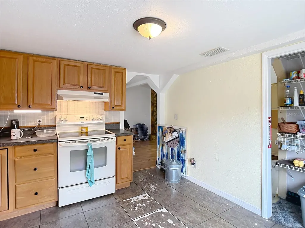17609 Bathurst Avenue Spring Hill FL 34610