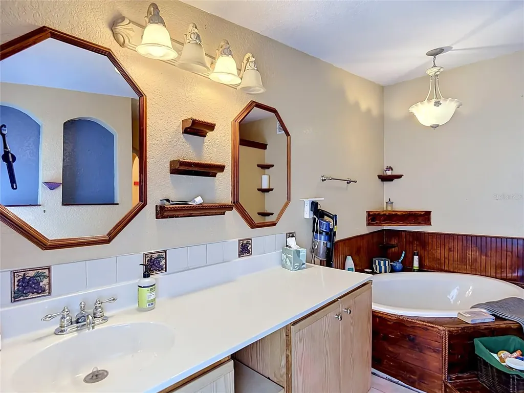 17609 Bathurst Avenue Spring Hill FL 34610