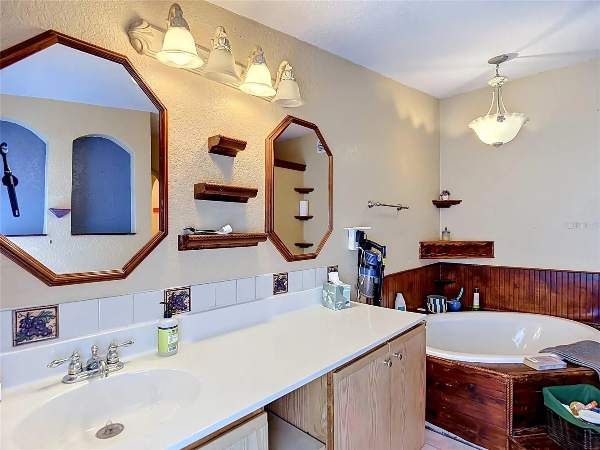 17609 Bathurst Avenue Spring Hill FL 34610