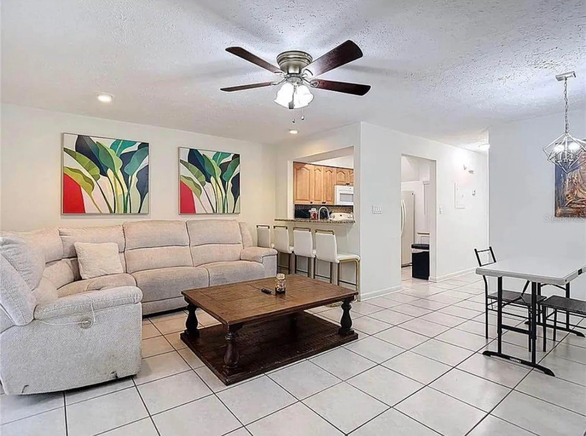 10131 Lake Oak Circle Tampa FL 33624