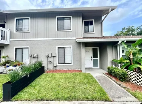 10131 Lake Oak Circle Tampa FL 33624