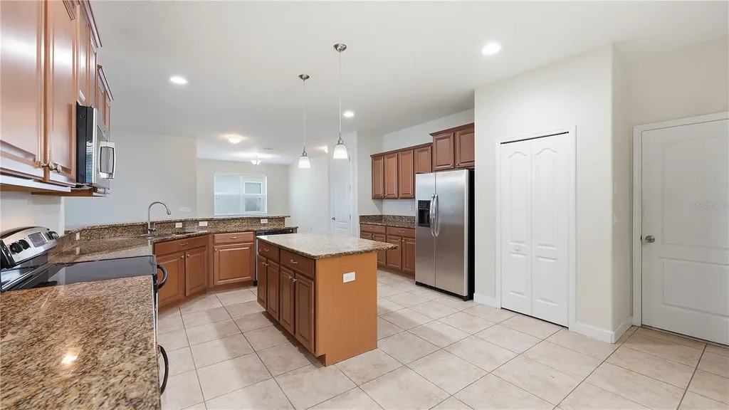 2217 Crosston Circle Orlando FL 32824