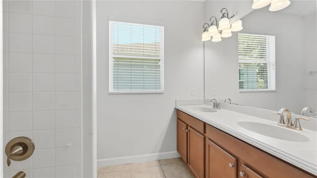 2217 Crosston Circle Orlando FL 32824