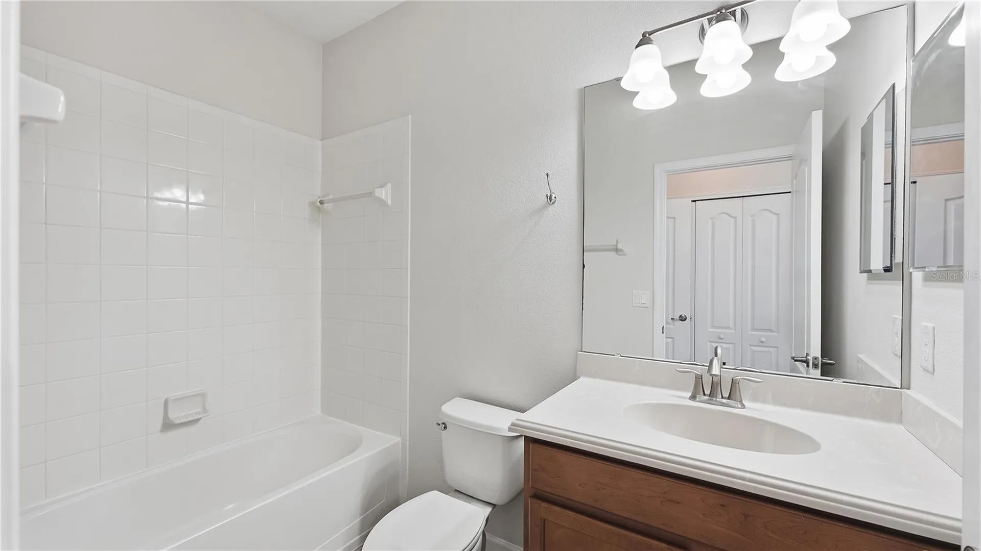 2217 Crosston Circle Orlando FL 32824