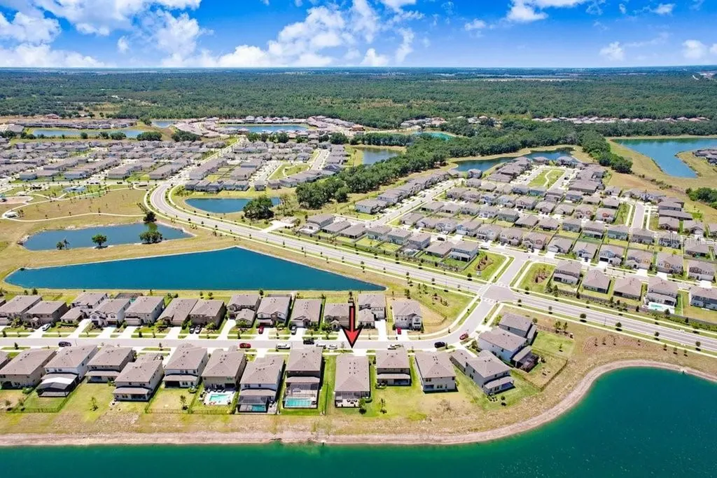 14828 Paddock Pond Avenue Lithia FL 33547