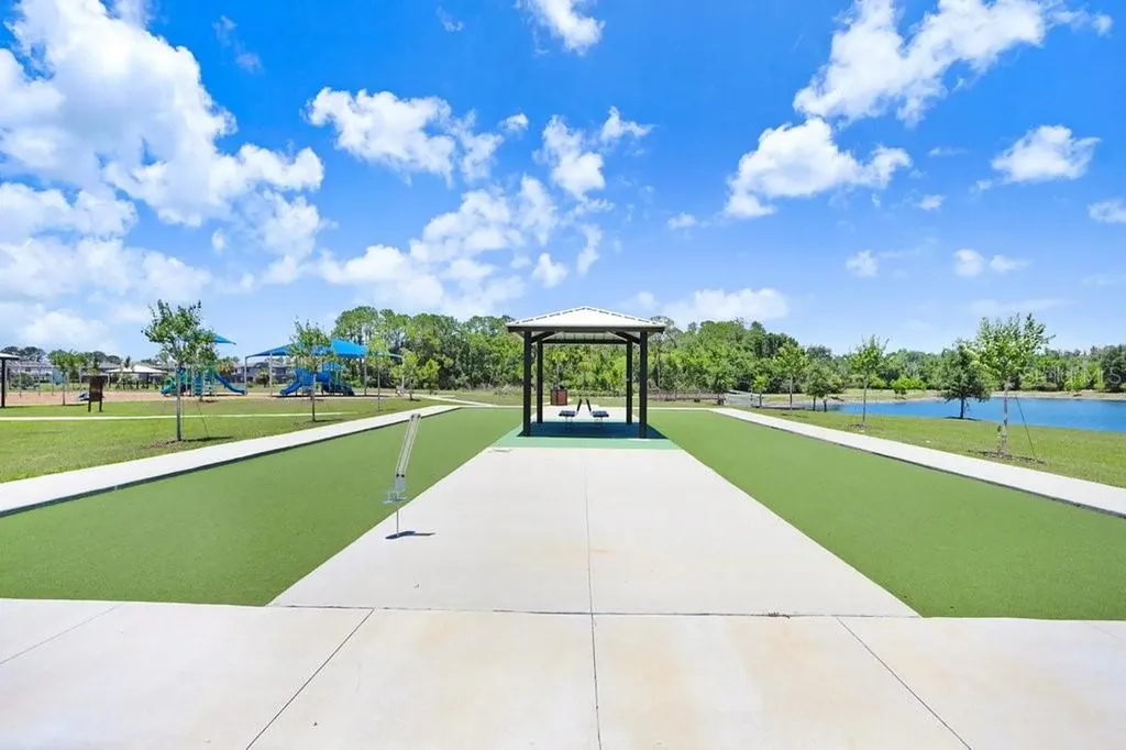 14828 Paddock Pond Avenue Lithia FL 33547