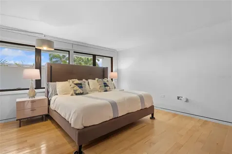 1920 Petunia St Urb. Santa Maria San Juan PR 00927