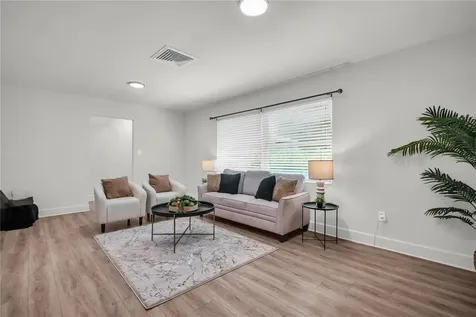 6820 South Shamrock Road Tampa FL 33616