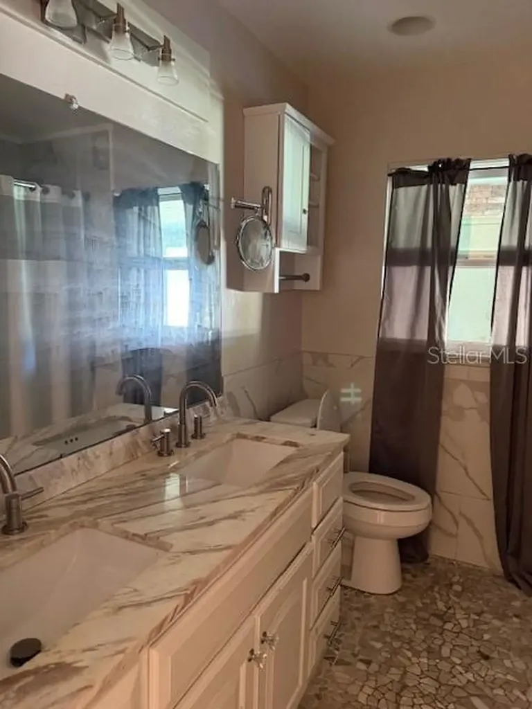 8 Silver Way Ocala FL 34472