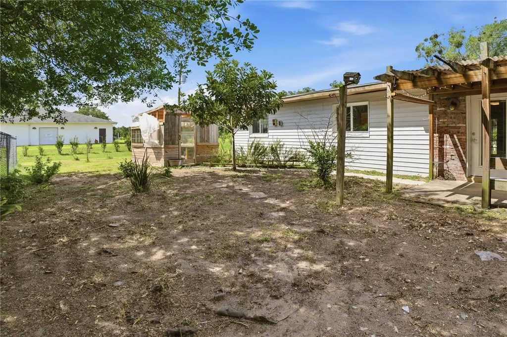 8 Silver Way Ocala FL 34472