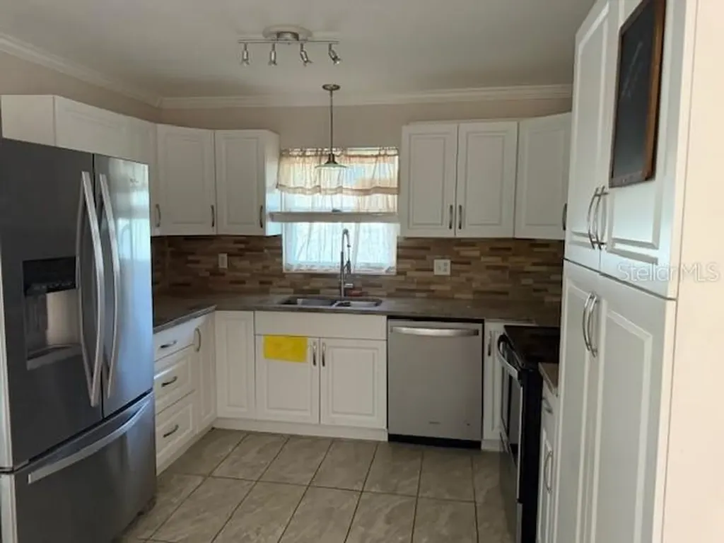 8 Silver Way Ocala FL 34472