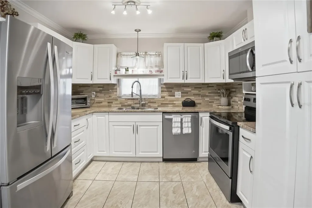 8 Silver Way Ocala FL 34472