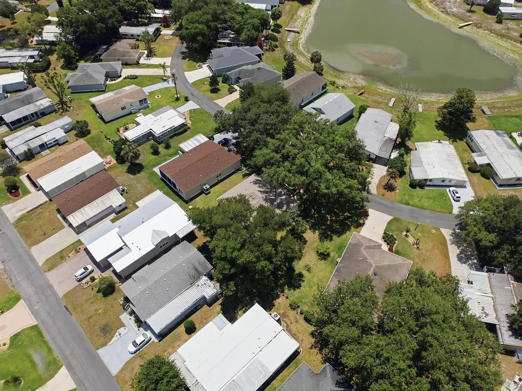 1033 Aloha Way Lady Lake FL 32159