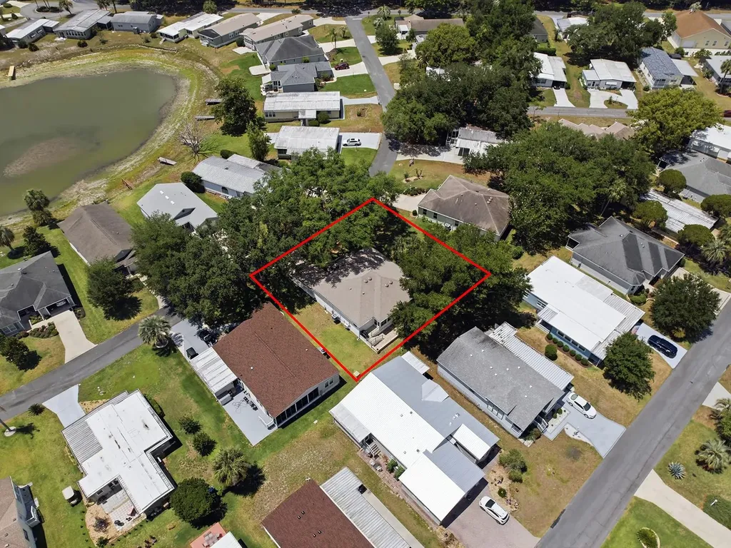 1033 Aloha Way Lady Lake FL 32159
