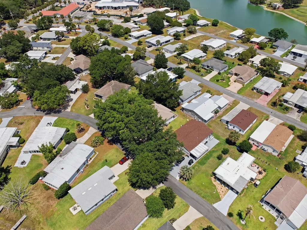 1033 Aloha Way Lady Lake FL 32159