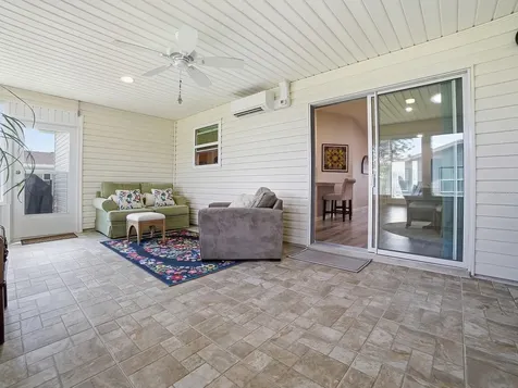 1033 Aloha Way Lady Lake FL 32159
