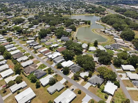 1033 Aloha Way Lady Lake FL 32159