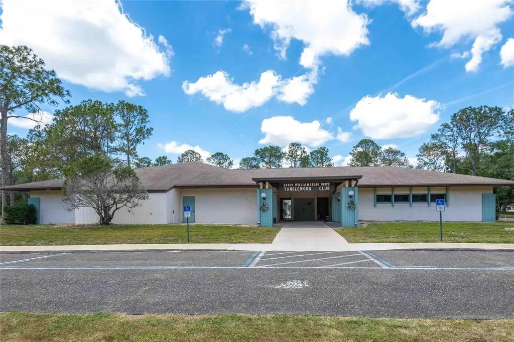 28310 Tanglewood Drive Wesley Chapel FL 33543