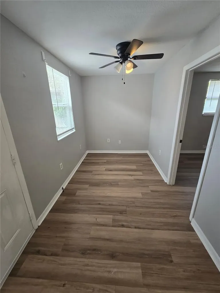 2406 E Clark Street Tampa FL 33605