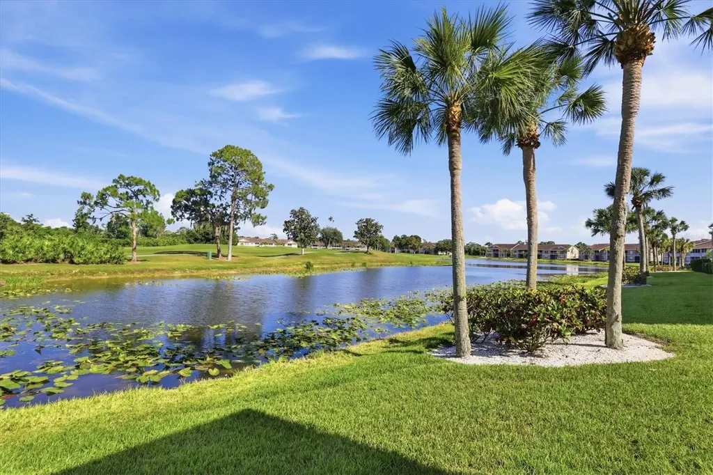 5231 Mahogany Run Avenue Sarasota FL 34241