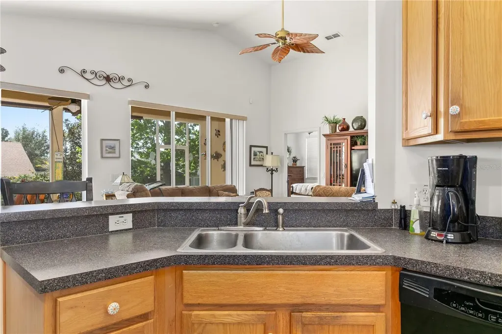112 Flame Vine Way Groveland FL 34736