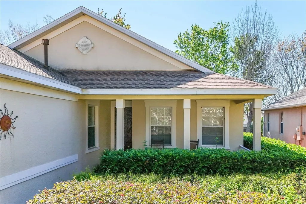 112 Flame Vine Way Groveland FL 34736