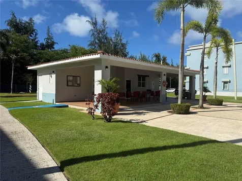 Ii Los Parillas Loiza PR 00772